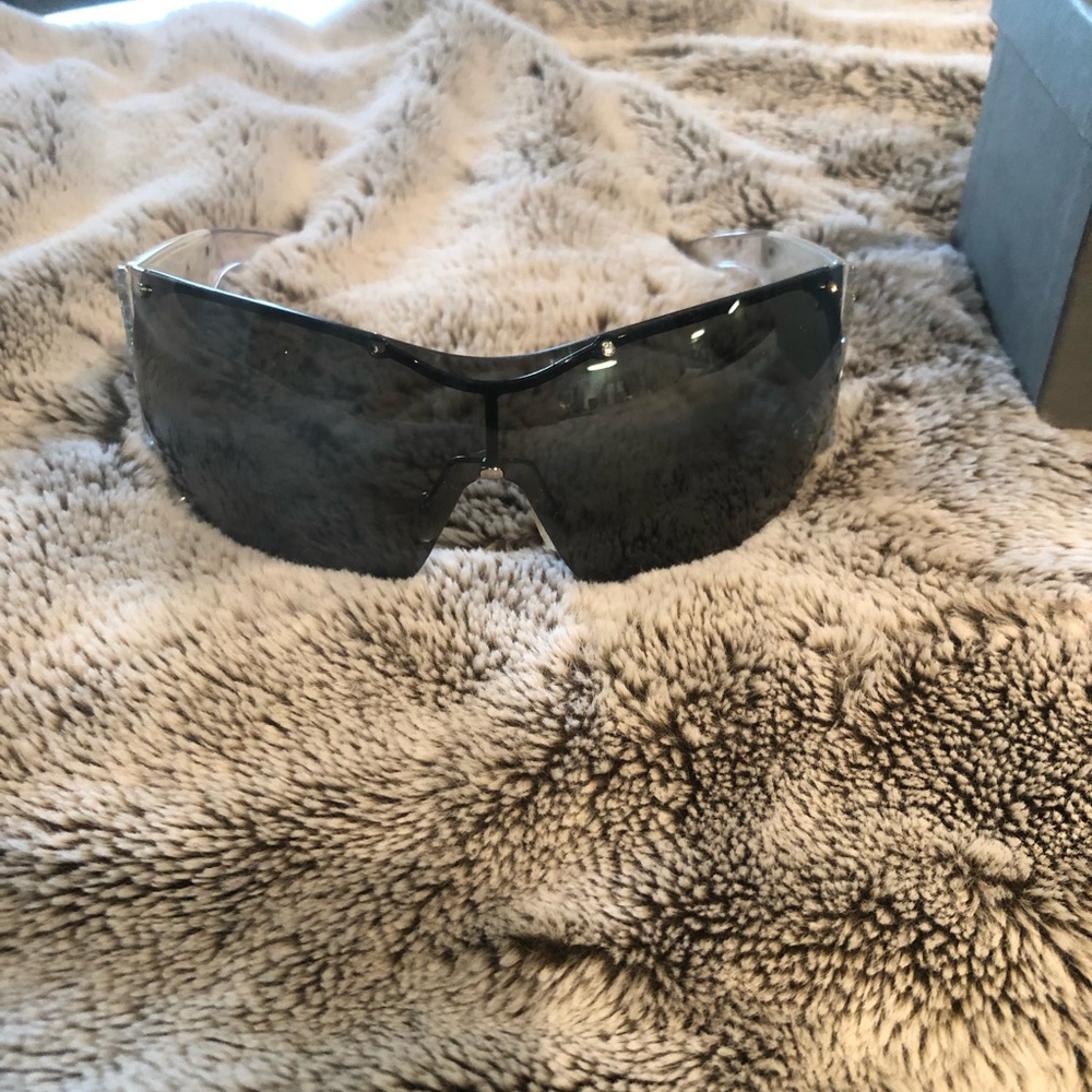 Dior sunglass